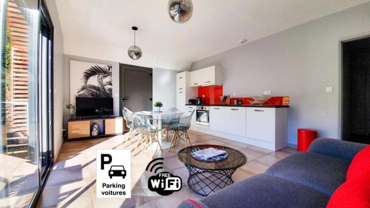 サルラ・ラ・カネダLe Nid Discret Avec Balcon Et Parking Prive Gratuitアパートメント エクステリア 写真